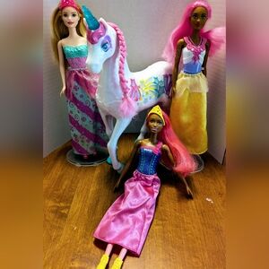 Barbie Dreamtopia Unicorn & 3 Dreamtopia Dolls